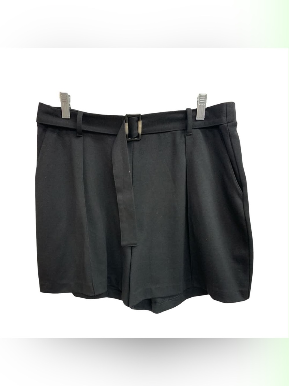 H&M Black High-Waist Belted Tailored Shorts Size L